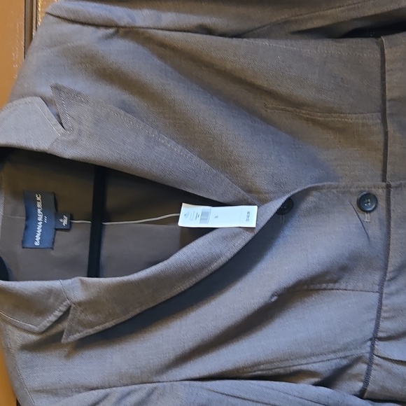 Banana Republic-Brown short light blazer Sz 6 NWT. - Picture 2 of 9